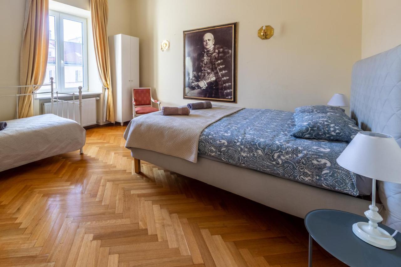 Apartament Luster I Obrazow Warsaw Exterior photo